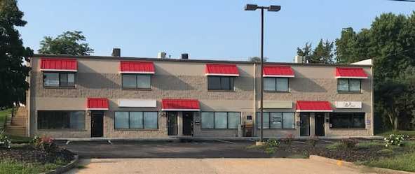 Remington Plaza: 3551 Veterans Memorial Pkwy, Saint Charles, MO 63303